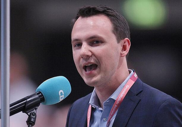 Bild vergr&ouml;&szlig;ern: Junge Unions-Abgeordnete drohen mit Nein zu Sondervermögen-Gesetz