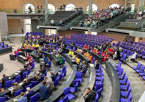 Bild vergrößern: Bundestag verlängert Mietpreisbremse bis Ende 2029