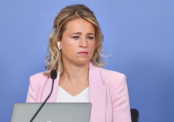 Bild vergr&ouml;&szlig;ern: Bentele: Angeblich aufgeblähter Sozialstaat ist eine Mär