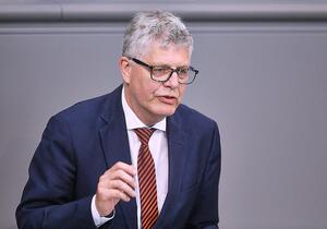 Union fordert bis Herbst konkrete Sparvorschläge von Klingbeil