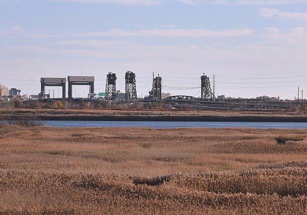 Bild vergr&ouml;&szlig;ern: Brantner fordert mehr Härte von Merz im Zollstreit