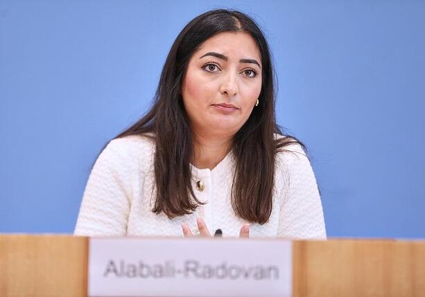 Bild vergr&ouml;&szlig;ern: Entwicklungsministerin drängt auf Milliardärssteuer