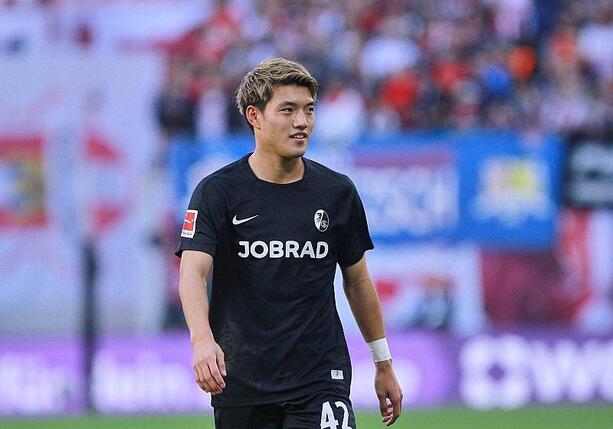 Bild vergr&ouml;&szlig;ern: Eintracht Frankfurt verpflichtet Ritsu Doan vom SC Freiburg