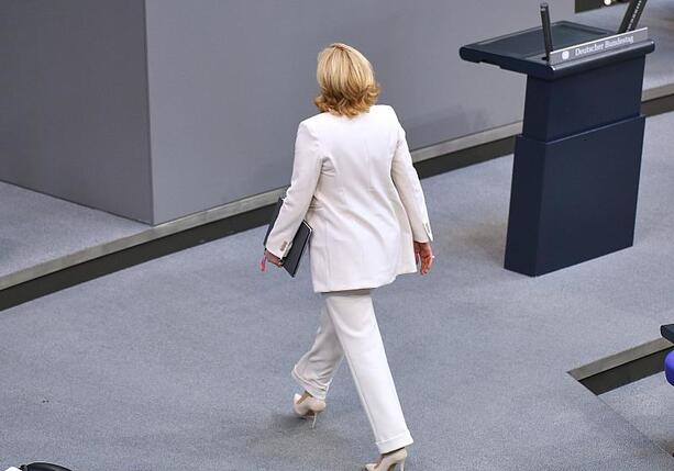 Bild vergr&ouml;&szlig;ern: Linksfraktionschefin legt Klöckner Rücktritt nahe