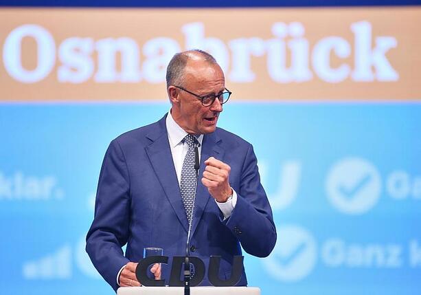 Bild vergr&ouml;&szlig;ern: Merz verteidigt Außenpolitik-Fokus auch mit ökonomischen Gründen