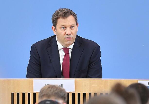 Bild vergrößern: Klingbeil warnt vor Blockadehaltung bei Reformen der Sozialsysteme
