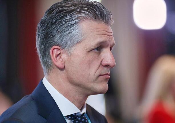 Bild vergrößern: Frei will im Koalitionsausschuss Beschleunigungspaket beschließen Bild vergrößern: Frei will im Koalitionsausschuss Beschleunigungspaket beschließen