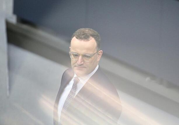Bild vergr&ouml;&szlig;ern: Spahn: Atomwaffen in Frankreich und Großbritannien mitfinanzieren