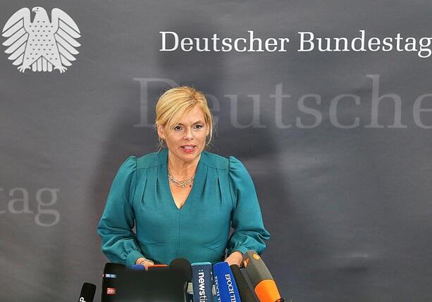 Bild vergrößern: Kommission: Klöckner mahnt selbstkritische Corona-Aufarbeitung an