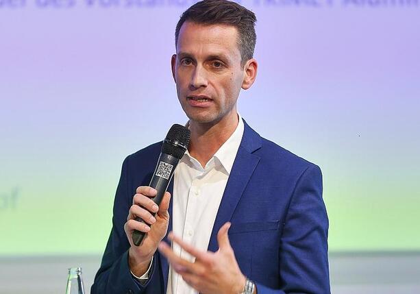 Bild vergrößern: Grüne sehen historische Chance des Sondervermögens vertan Bild vergrößern: Grüne sehen historische Chance des Sondervermögens vertan