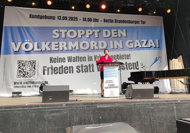 Bild vergrößern: Wagenknecht wirft Israel bei Gaza-Demo Vernichtungskrieg vor