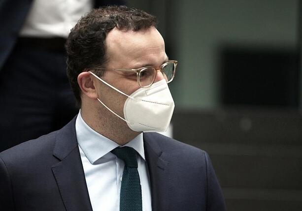 Bild vergrößern: Masken-Prozesse: Bund zahlte bereits knapp 500 Millionen Euro