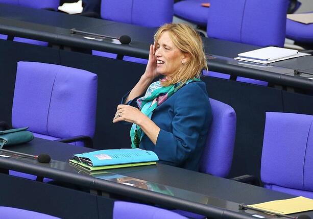 Bild vergrößern: Prien lässt Förderprogramm Demokratie leben umbauen