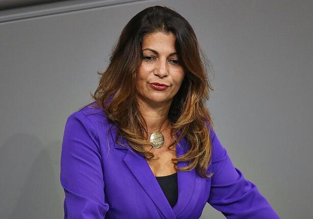 Bild vergrößern: Türk-Nachbaur macht sich Sorgen um die Demokratie in den USA