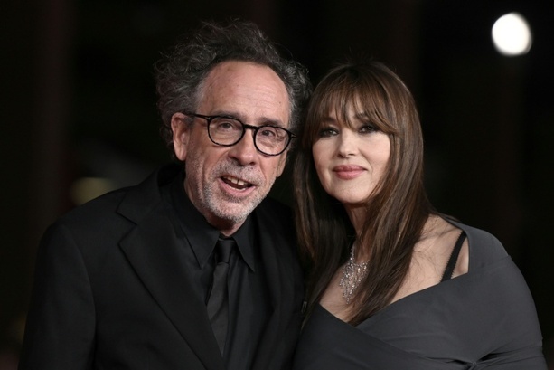 Bild vergrößern: Filmstars Tim Burton und Monica Bellucci geben ihre Trennung bekannt
