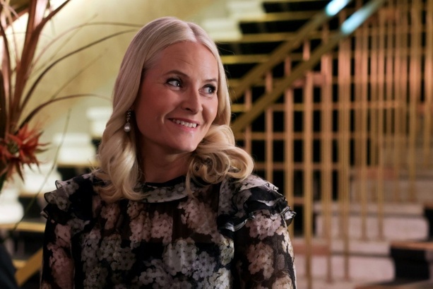 Bild vergrößern: Lungen-Kur: Norwegens Kronprinzessin Mette-Marit setzt öffentliche Termine aus