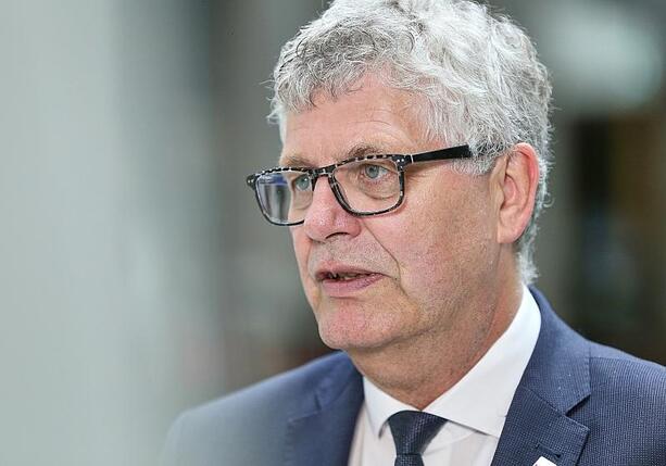 Bild vergrößern: Unions-Chefhaushälter verlangt Exit-Strategie aus Schuldenpolitik