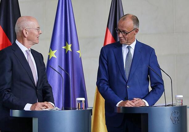 Bild vergrößern: Merz ernennt Blessing zum Beauftragten für Investitionen