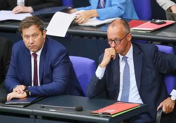 Bild vergrößern: Umfrage: Mehrheit zweifelt an Reformfähigkeit der Regierung