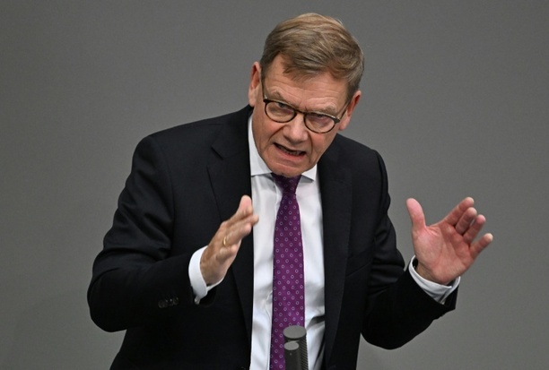 Bild vergrößern: Wadephul hält Rede bei UN-Generaldebatte