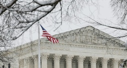 Oberster Gerichtshof der USA erlaubt Trump-Regierung Einfrieren von vier Milliarden Dollar Auslandsh