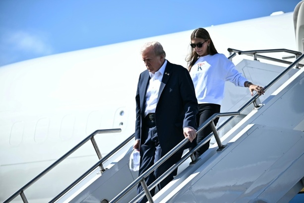 Bild vergrößern: Werbefotos aus dem Weißen Haus: Trumps Enkelin startet Bekleidungsmarke