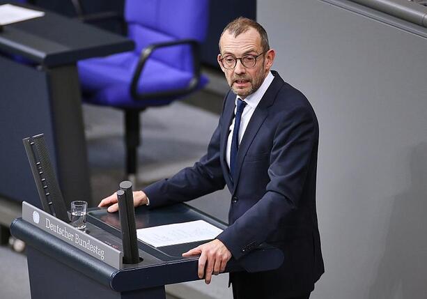 Bild vergrößern: CDU-Mann Röwekamp: Kompetenzgerangel bei Drohnenabwehr beenden