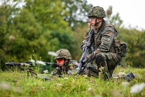 CDU-Fraktionsvize will NVA-Soldaten als Bundeswehr-Reservisten