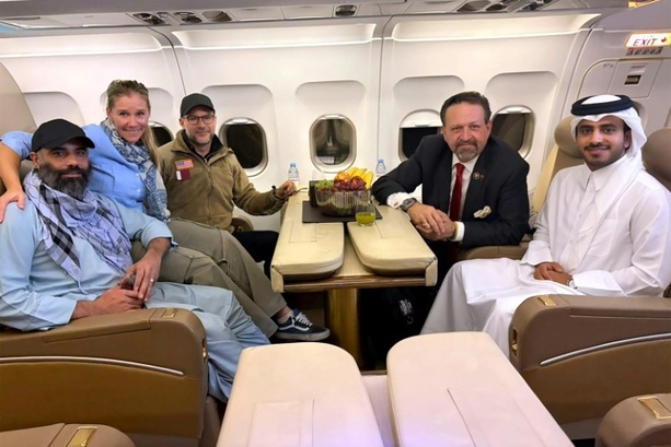 Bild vergrößern: Inhaftierter US-Bürger von Taliban in Afghanistan freigelassen