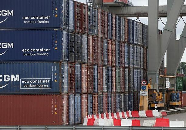 Bild vergrößern: Importpreise im August weiter gesunken