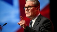 Britischer Premier Starmer attackiert Rechtspopulisten in Labour-Parteitagsrede