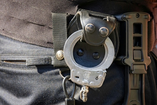 Bild vergrößern: Polizei geht in mehreren Bundesländern gegen Rockergruppe vor