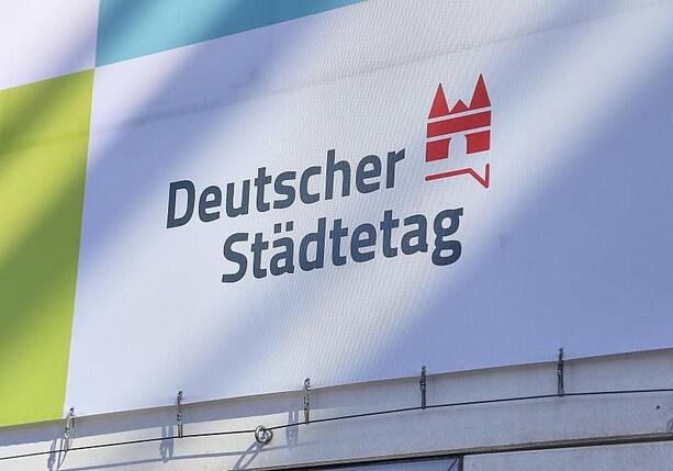 Bild vergrößern: Städtetag offen für neue Aufgabenverteilung im Sozialstaat