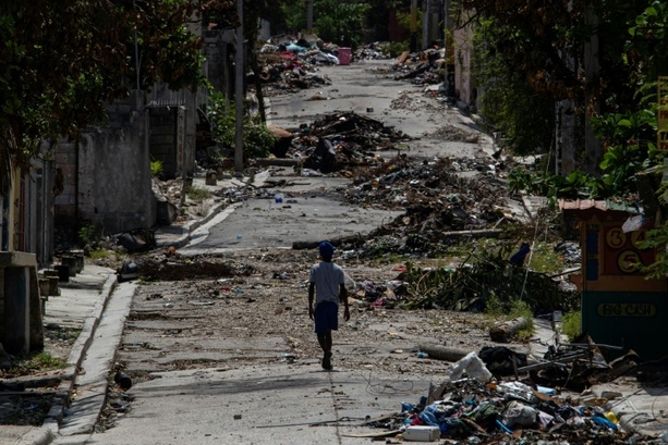 Bild vergrößern: Kampf gegen Bandengewalt: UN-Sicherheitsrat gibt grünes Licht für neue Truppe in Haiti