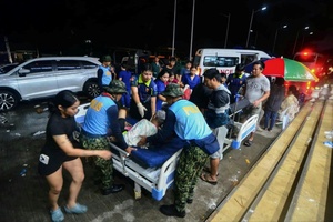 Fast 70 Tote bei Erdbeben auf den Philippinen