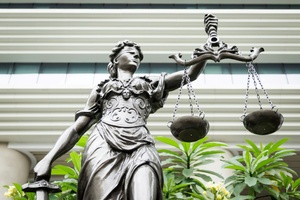 Bayer tötet Mutter im Rausch: 28-Jähriger zu fünf Jahren Haft verurteilt
