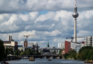 Offenbar Waffen für Anschläge beschafft: Drei Hamas-Mitglieder in Berlin festgenommen