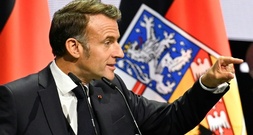Macron warnt auf Einheitsfeier vor 