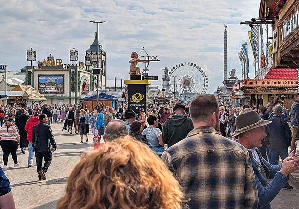 Bild vergrößern: Polizei und Feuerwehr nach 190. Oktoberfest weitgehend zufrieden