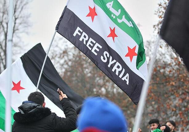 Bild vergrößern: Bund bemängelt Wahlverfahren zur Nationalversammlung in Syrien