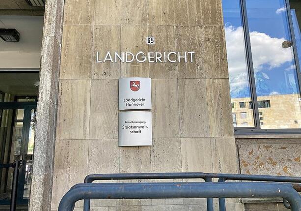 Bild vergrößern: Offene Verfahren von Staatsanwaltschaften auf neuem Höchststand Bild vergrößern: Offene Verfahren von Staatsanwaltschaften auf neuem Höchststand