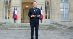 Frankreichs Premierminister Lecornu tritt kurz nach Umbildung der Regierung zurück