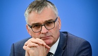 Deutschland sieht Europas Handlungsfähigkeit nicht durch Krise in Paris gefährdet