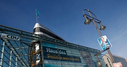 Klimaaktivisten dringen in CDU-Zentrale ein - Linnemann spricht von 