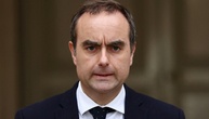Regierungskrise in Frankreich: Macron will sich 