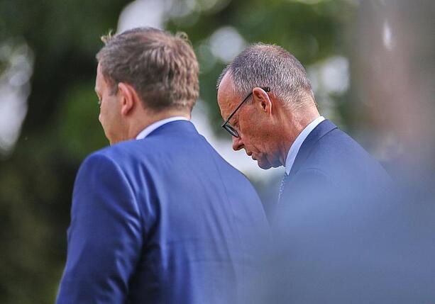 Bild vergrößern: Klingbeil blockiert Steuerfreiheit bei geplanter Aktivrente