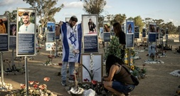 Israel gedenkt Opfer von Hamas-Angriff vor zwei Jahren - Fortsetzung von Gaza-Gesprächen erwartet