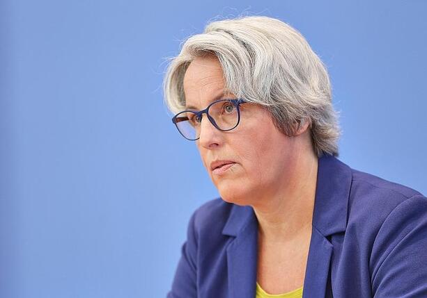 Bild vergrößern: Missbrauchsbeauftragte kritisiert Aus für Fonds für Betroffene