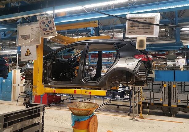 Bild vergrößern: Produktion im August deutlich gesunken Bild vergrößern: Produktion im August deutlich gesunken