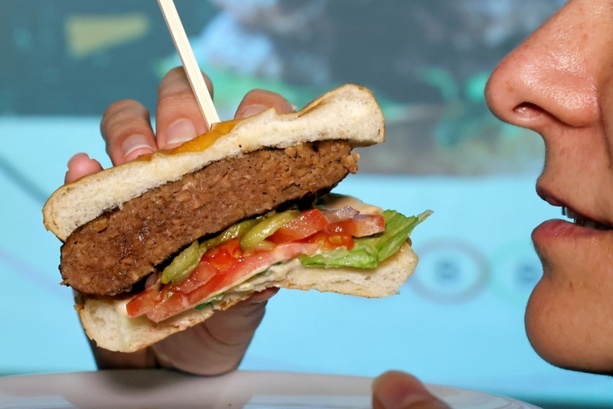 Bild vergrößern: EU-Parlament stimmt für Namensverbot für Veggie-Burger